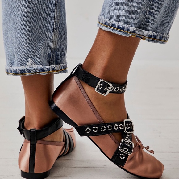 Sold Out! Free People Jackie Buckle Ballet Flat - Picture 3 of 3